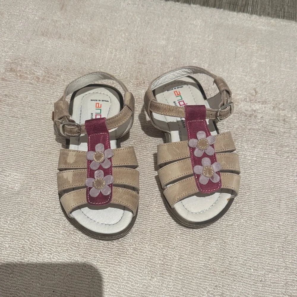Kids Beige Sandals with Pink Flower Accent